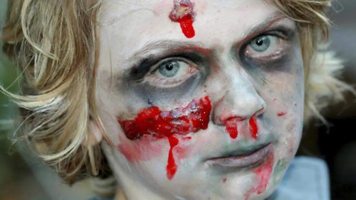 Se dice que un Zombie puede distinguir entre un muerto y un vivo mediante él olfato 