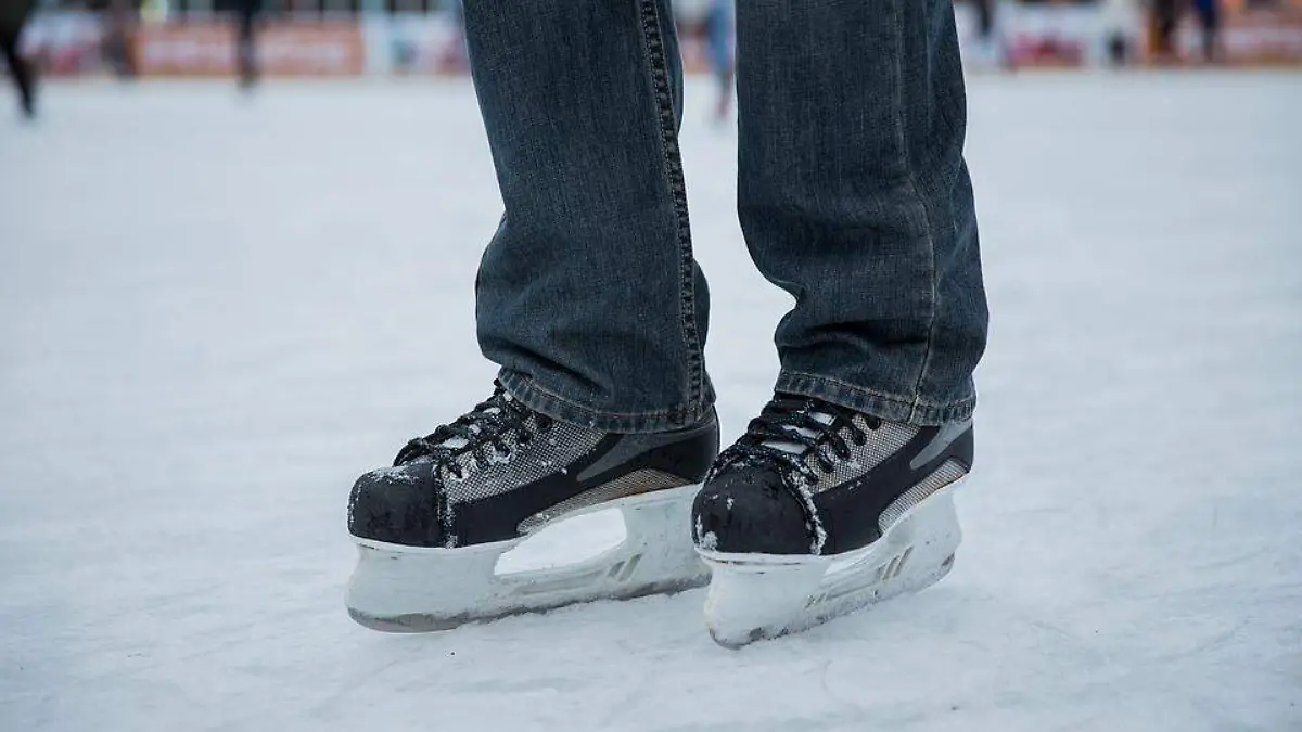 skating-boots-6657329_960_720