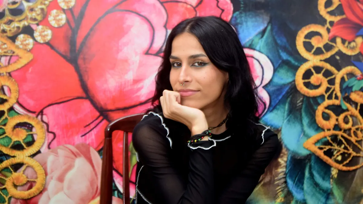 Zu Zambrano Pesona No Binaria o queer