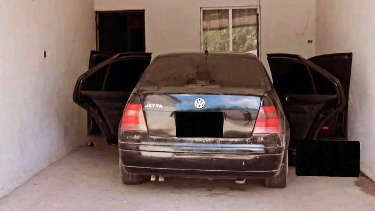 Auto hallado en motel donde murieron intoxicados