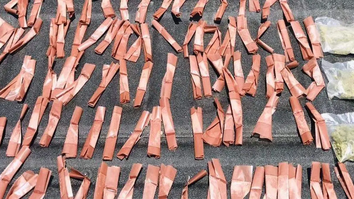 Droga abandonada en mochila, en Empalme