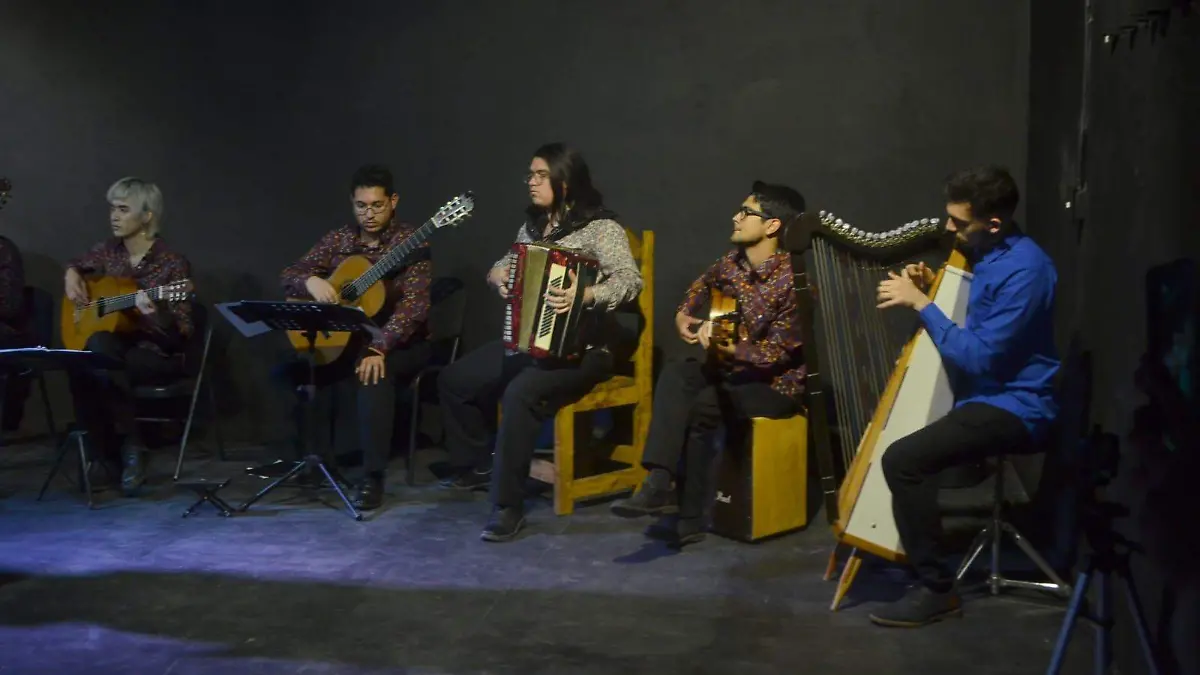 Inauguran foro de la CUT