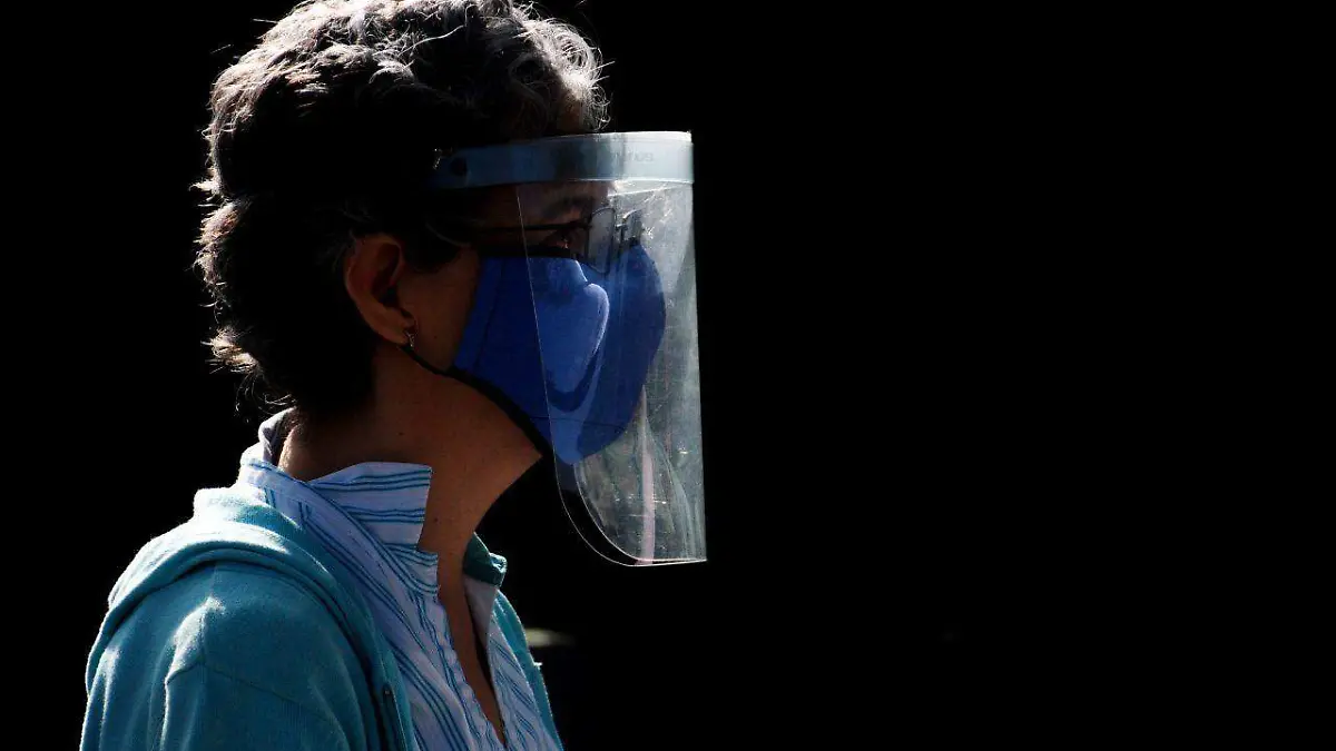 Adultos mayores, enfermos, covid influenza, enfermedades respiratorias