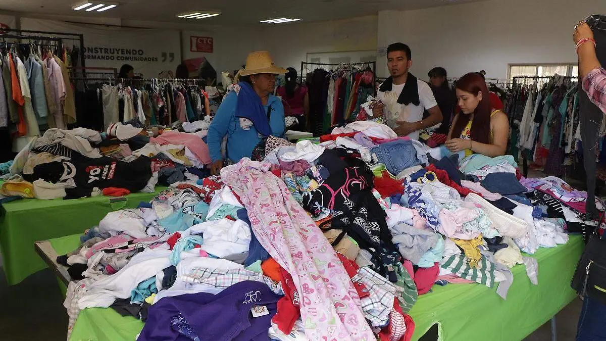 Jorrge Agurre Bazar CMIC  (2)