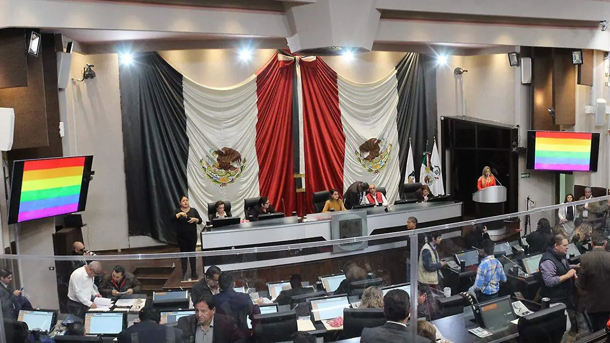 Sesion Ordinaria bandera LGB - Mike Acosta (6)
