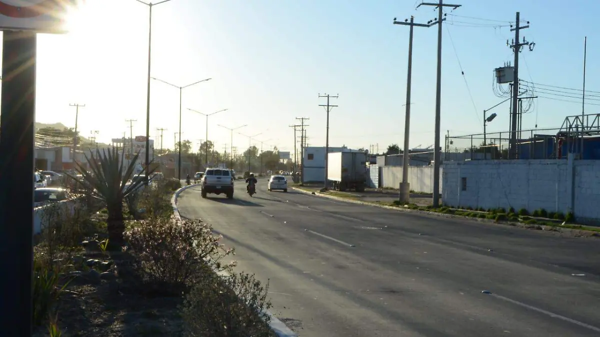 bulevar Camino del Seri o Javier Gándara Magaña