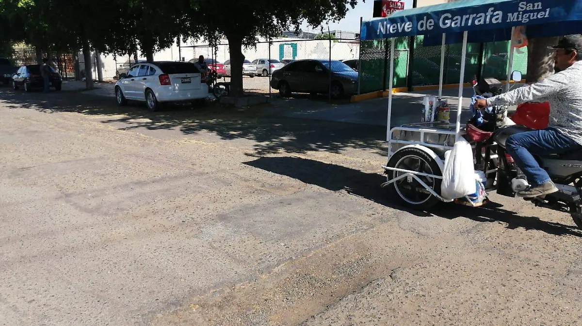 Comida callejera, aguas frescas