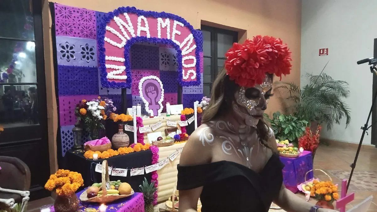 Día de las Muertas en El Colson