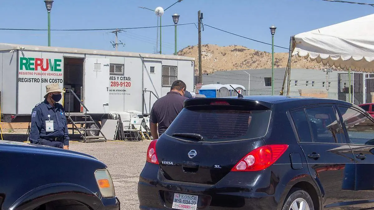 Módulos de Repuve para carros chocolate