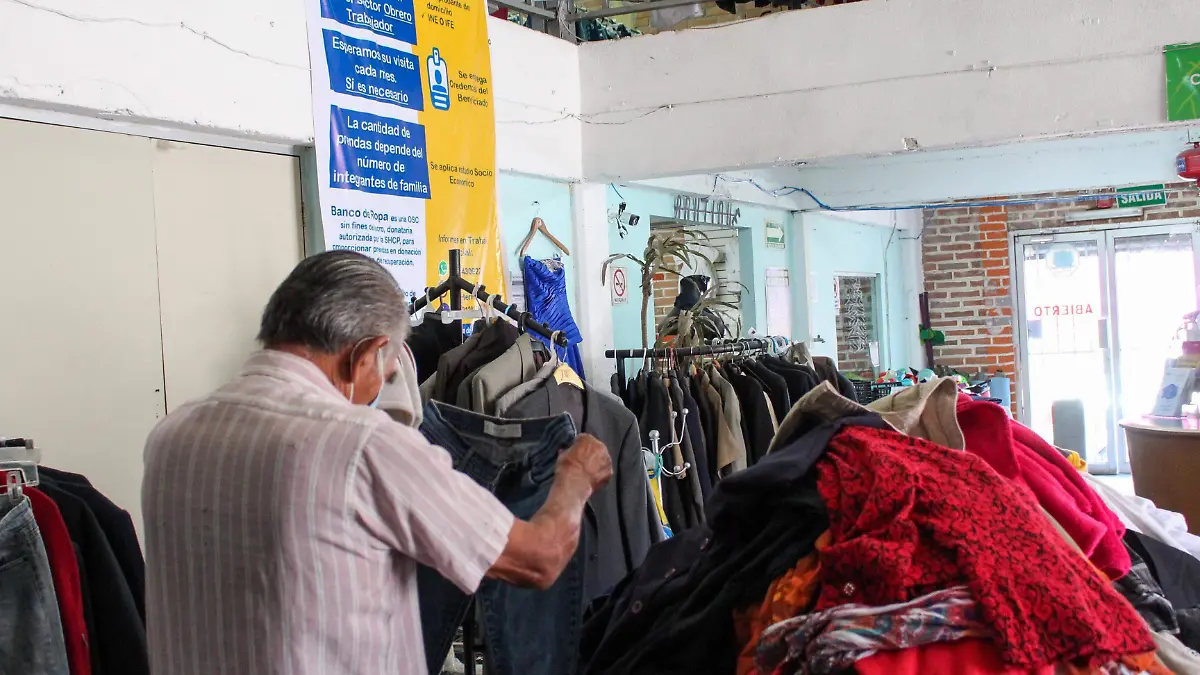 Banco de ropa - Mike Acosta (19)