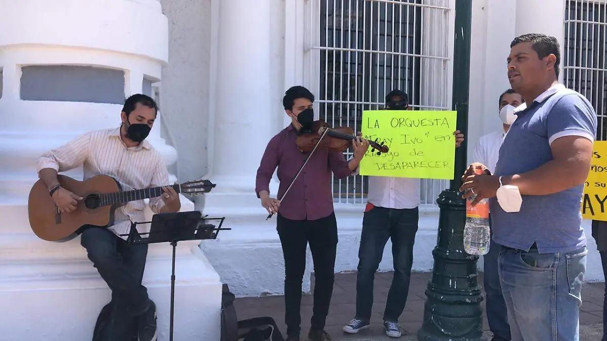 protesta-musicos-orquesta 3