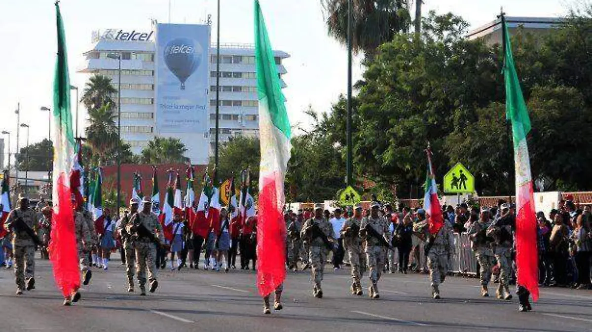 Desfile-Revolución-Mexicana-Omar-Carrazco-11-615x400