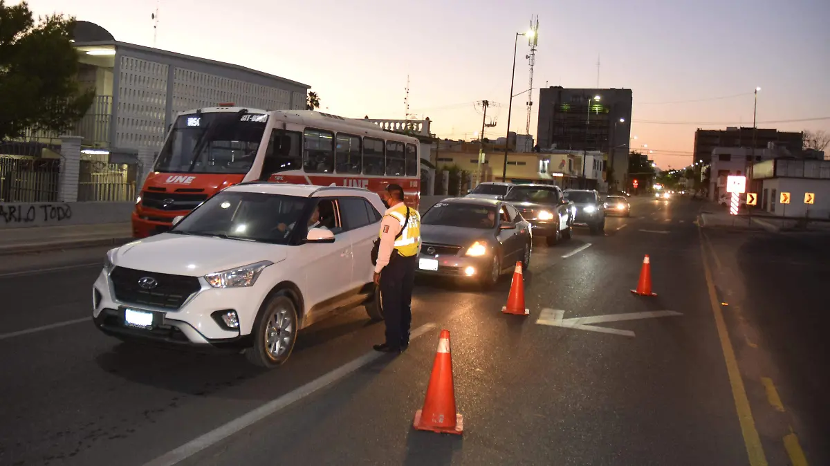 Filtro Policiaco Tehuantepec y Rosales.Carlos Villalba (22)