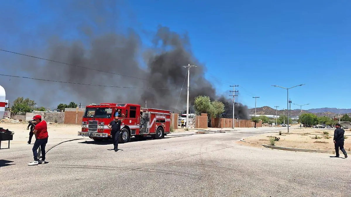 Incendio de pipa en  Agualurca 3
