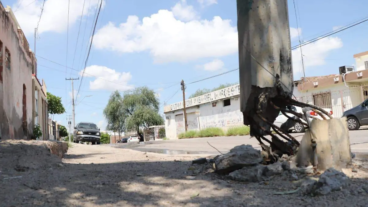 Los vecinos piden apoyo de la CFE