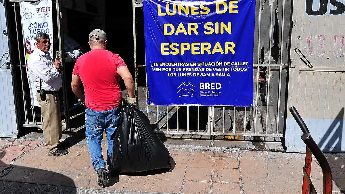 Banco de Ropa (18)