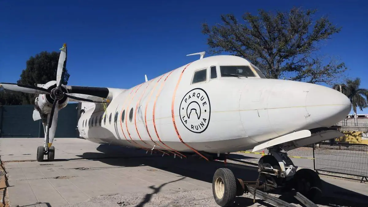 Avión