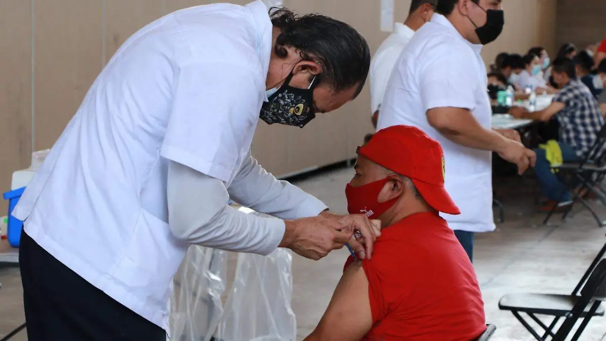 Vacunación-contra-Covid-Hermosillo (6)