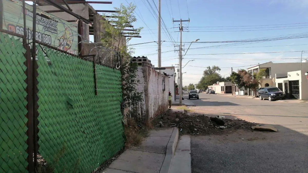 Vecinos de la Progresista piden denuncian acumulación de escombro y basura  