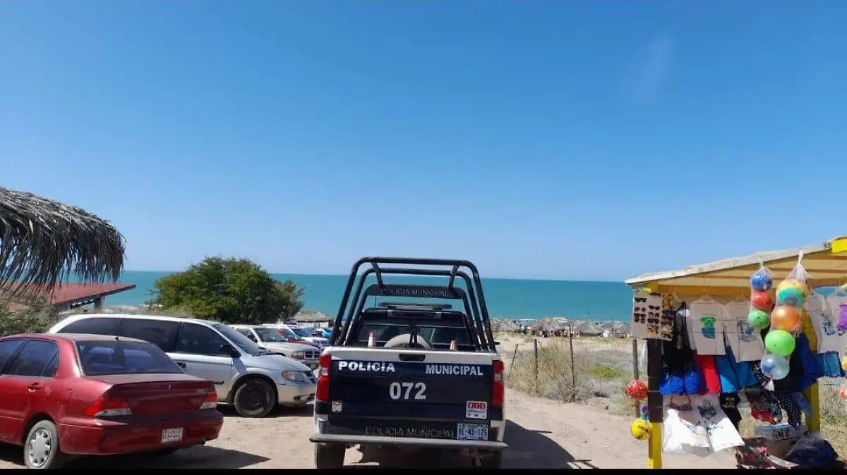 Policías en Kino (5)