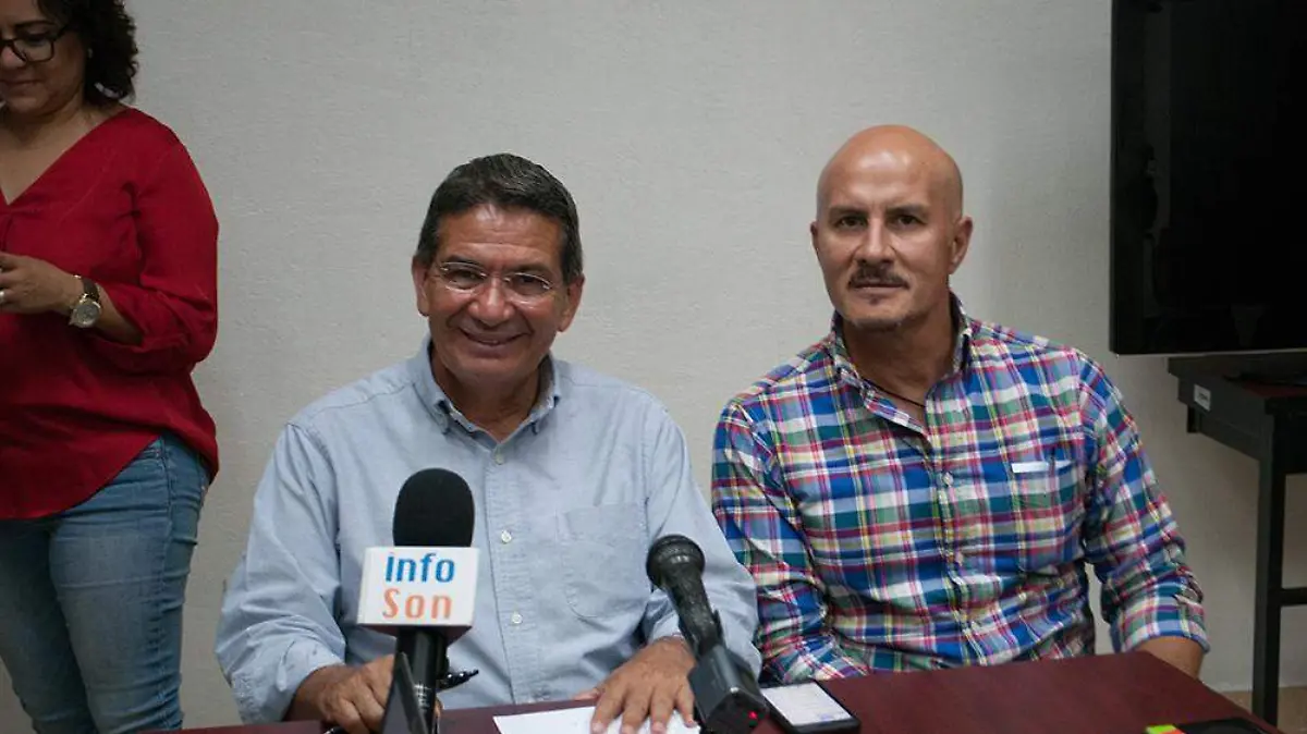 Norberto Barraza y Aaron Montaño