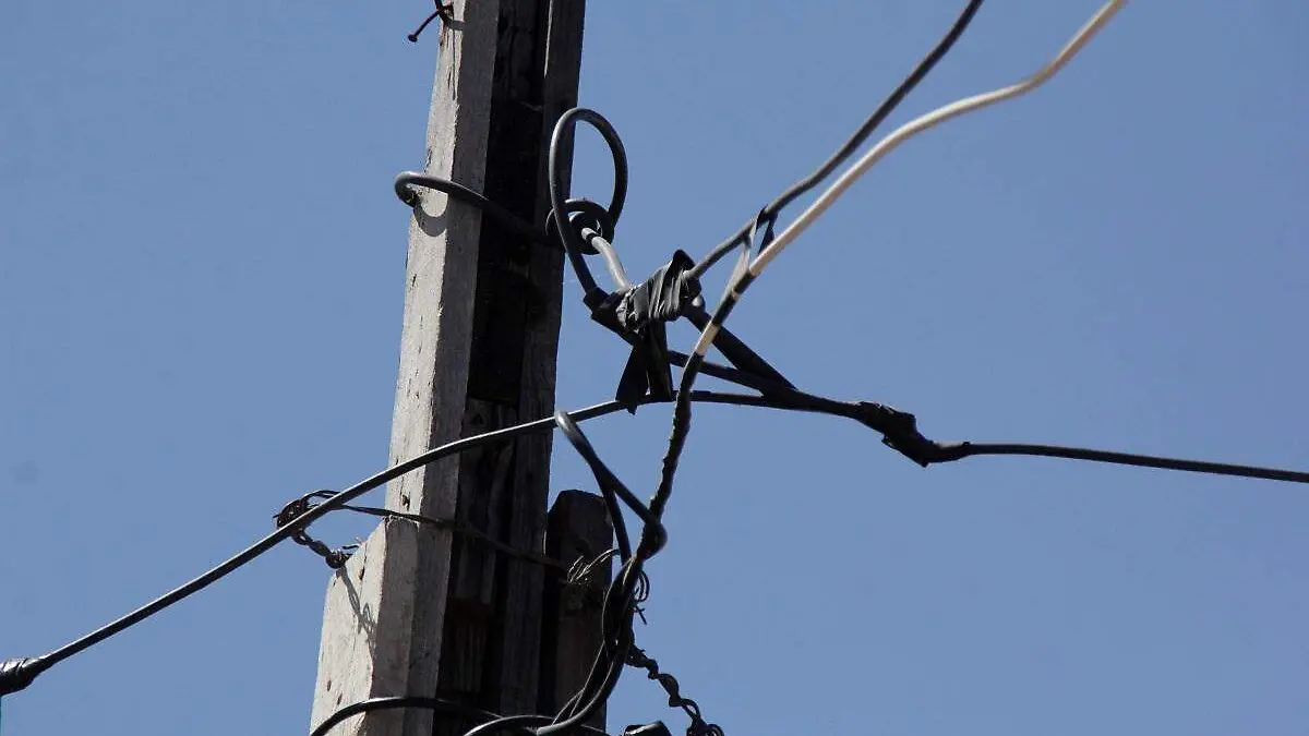 Invasión-Tres-Reinas-luz -cfe-diablitos(12)