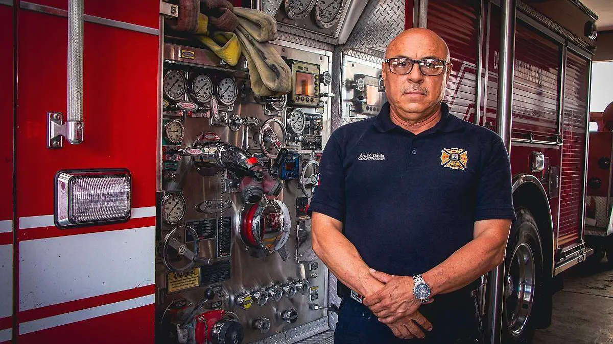 Bombero Arturo Dávila (4)