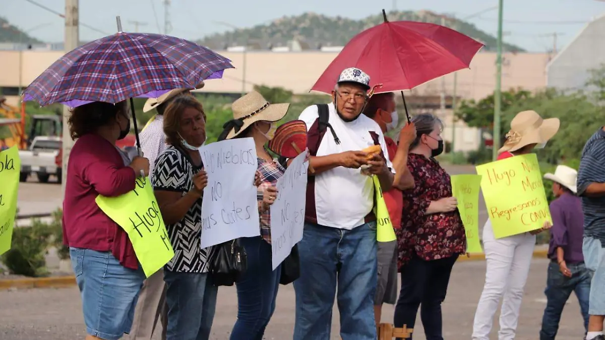 Bloqueo de Unión de Usuarios al sur de Hermosillo 