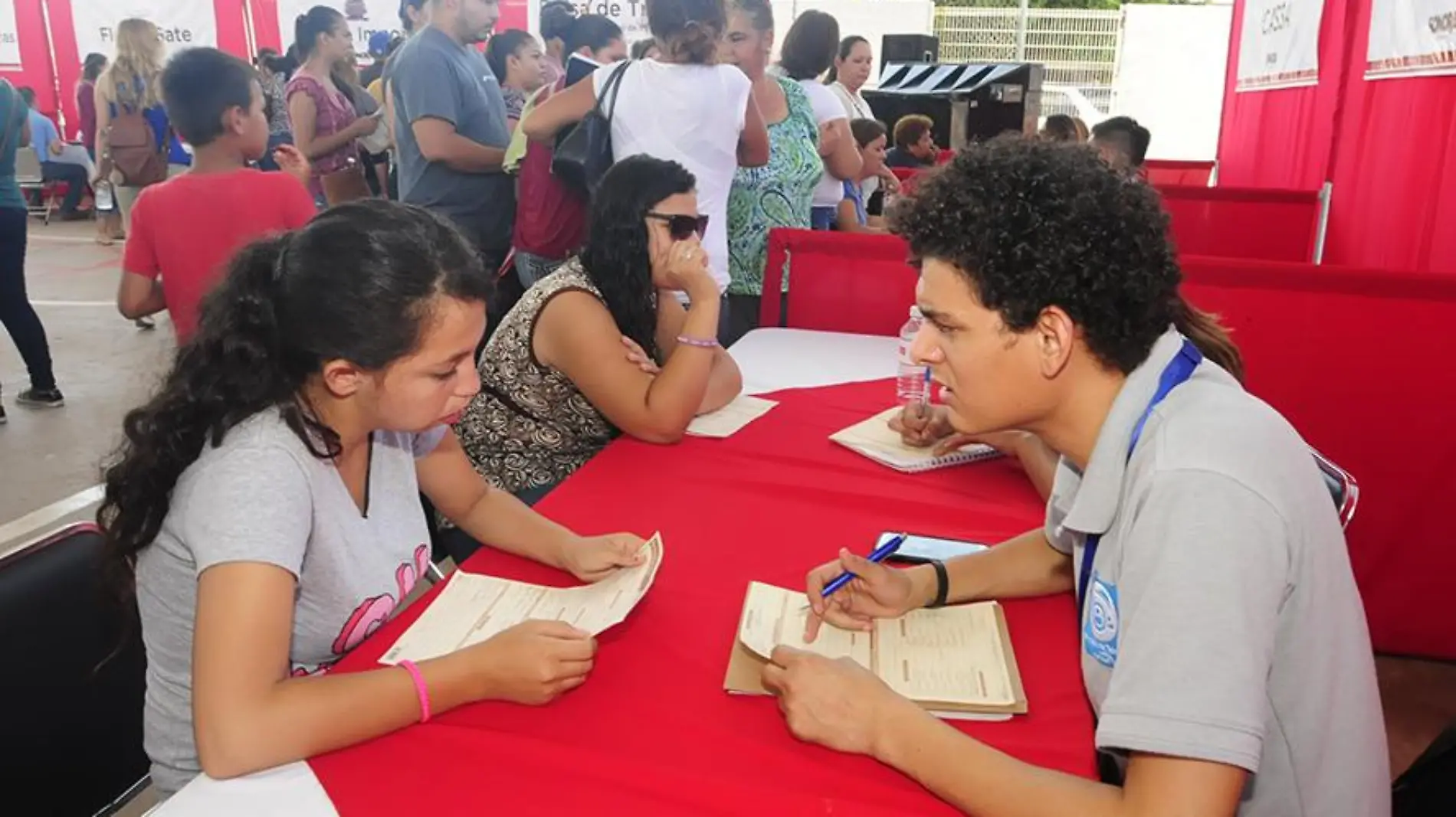 En la feria del empleo realizarán contrataciones