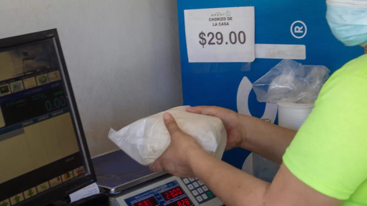 Las tortillas de maíz son uno de los platillos principales de México