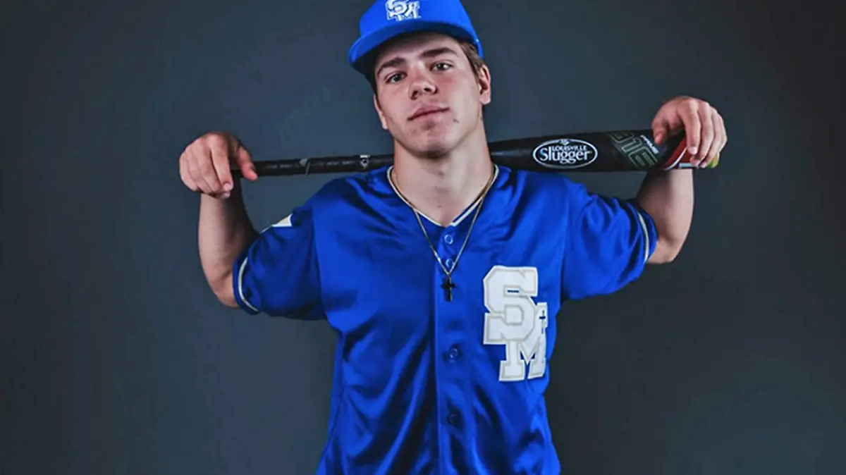 27d-Tolentino-02-Aguilas