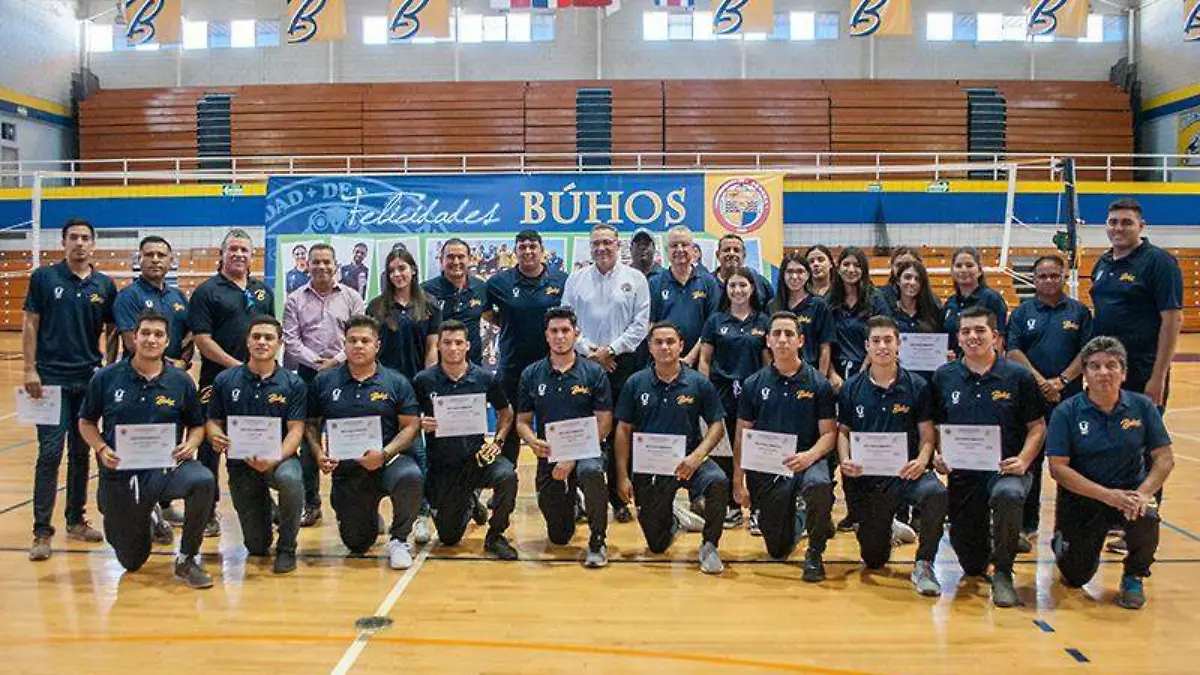 Reconocimiento atletas Unison 1
