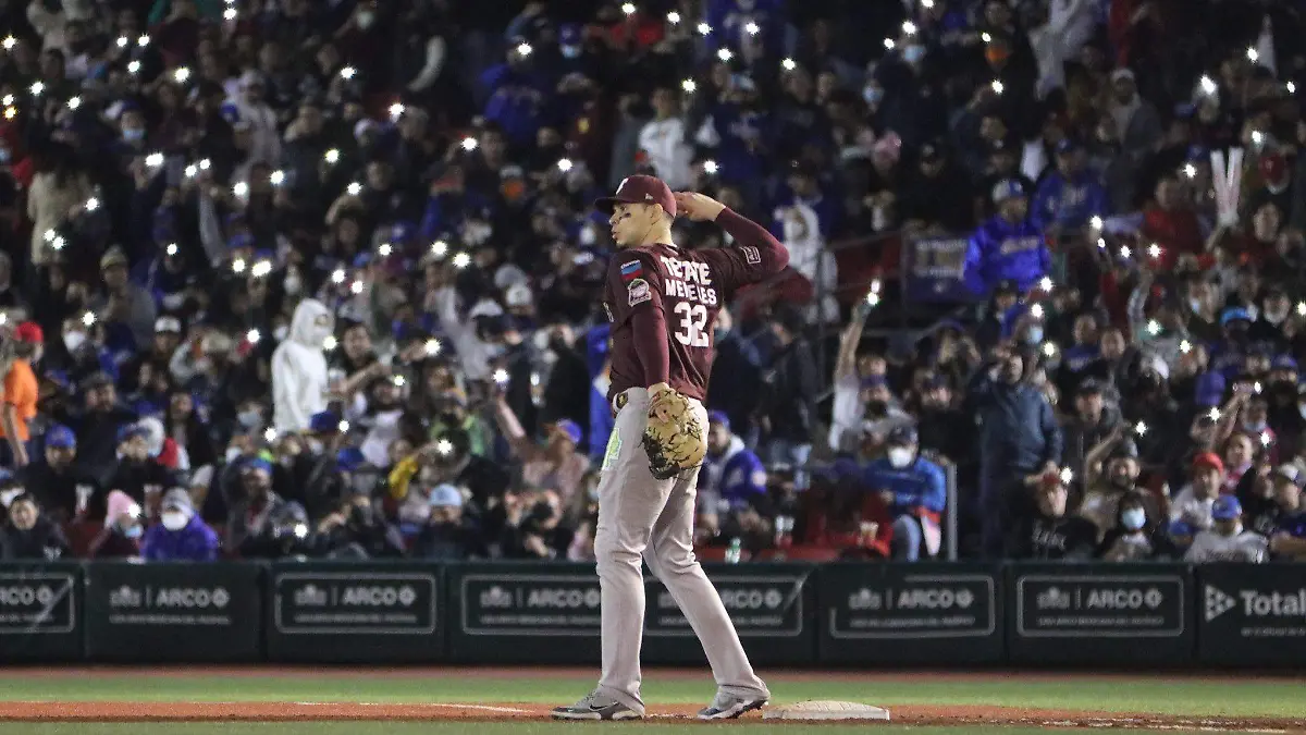 Joey Meneses                  (Cortesía @clubtomateros)
