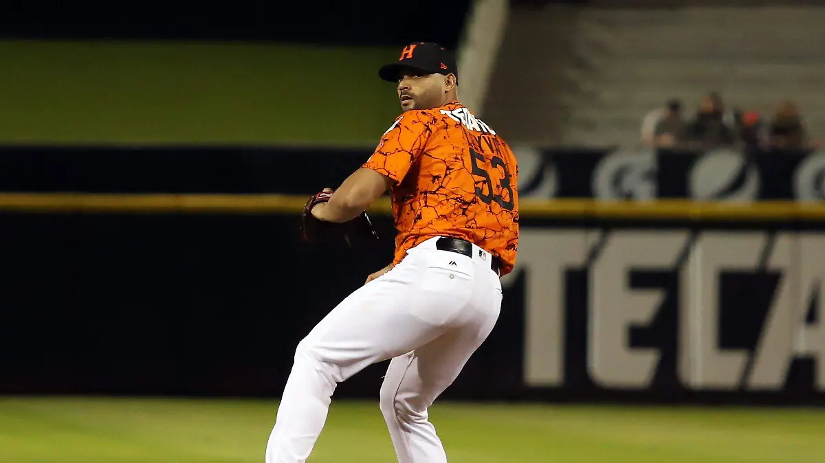 Elian Leyva               (Cortesía Naranjeros de Hermosillo)