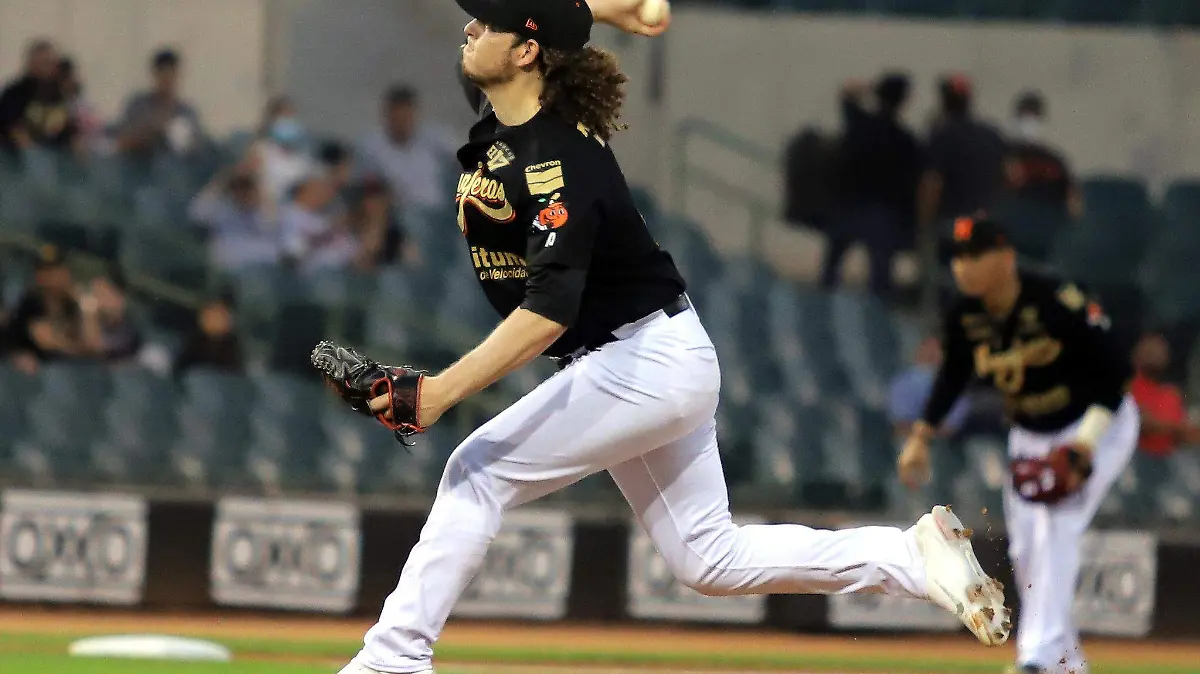 Wilmer Ríos             (Cortesía Naranjeros de Hermosillo)