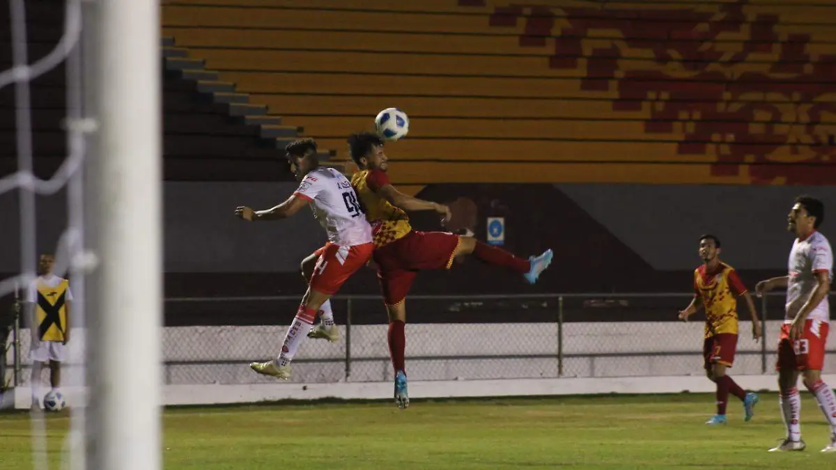 Cimarrones ante Tecos 