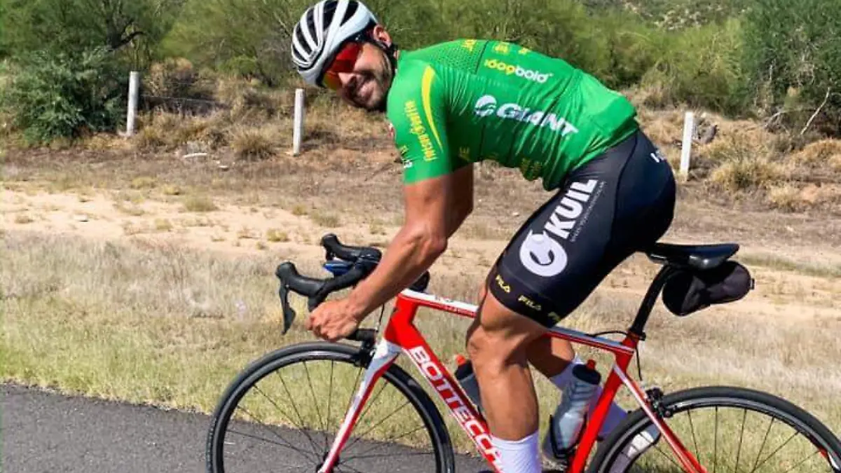 René Corella busca seguir en selección nacional