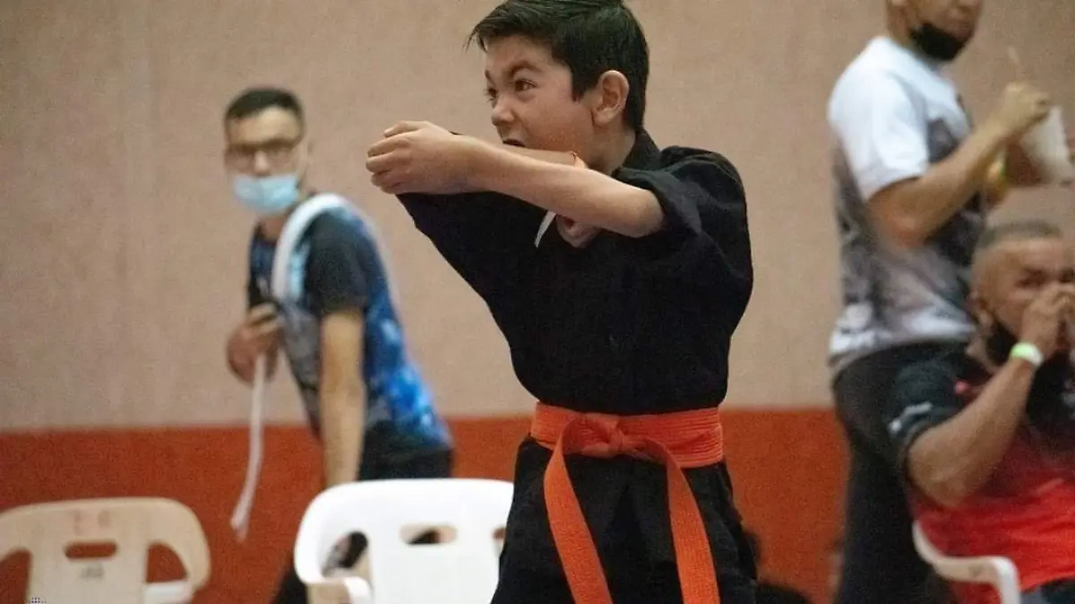 Sonorenses alzaron el título