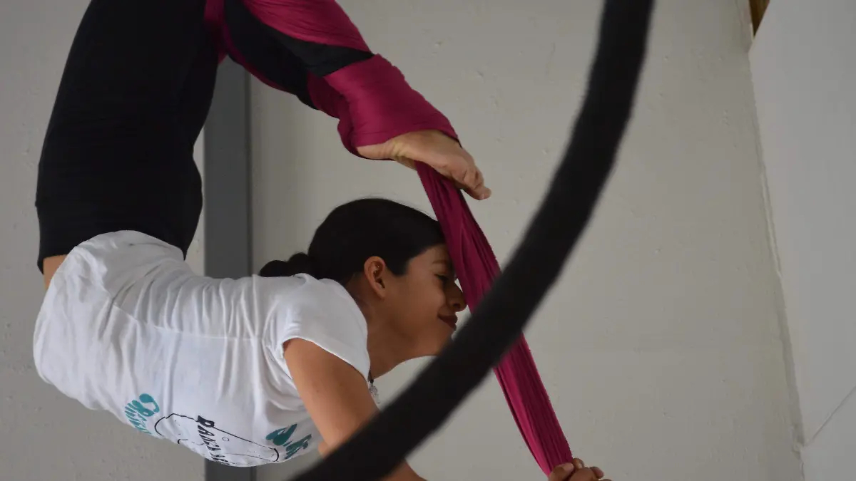 24-03-2023-Cuarto creciente Danza aerea-Carlos Villalba (15)
