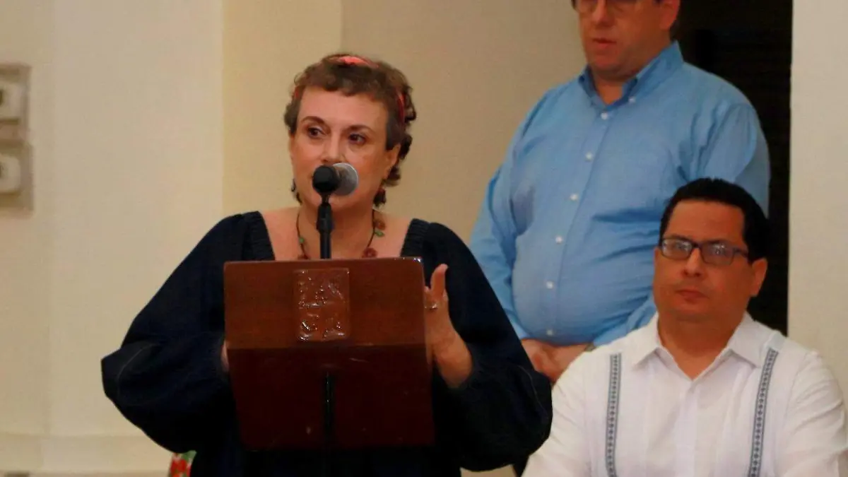 digitalización de libros históricos de Sonora - Beatriz Aldaco