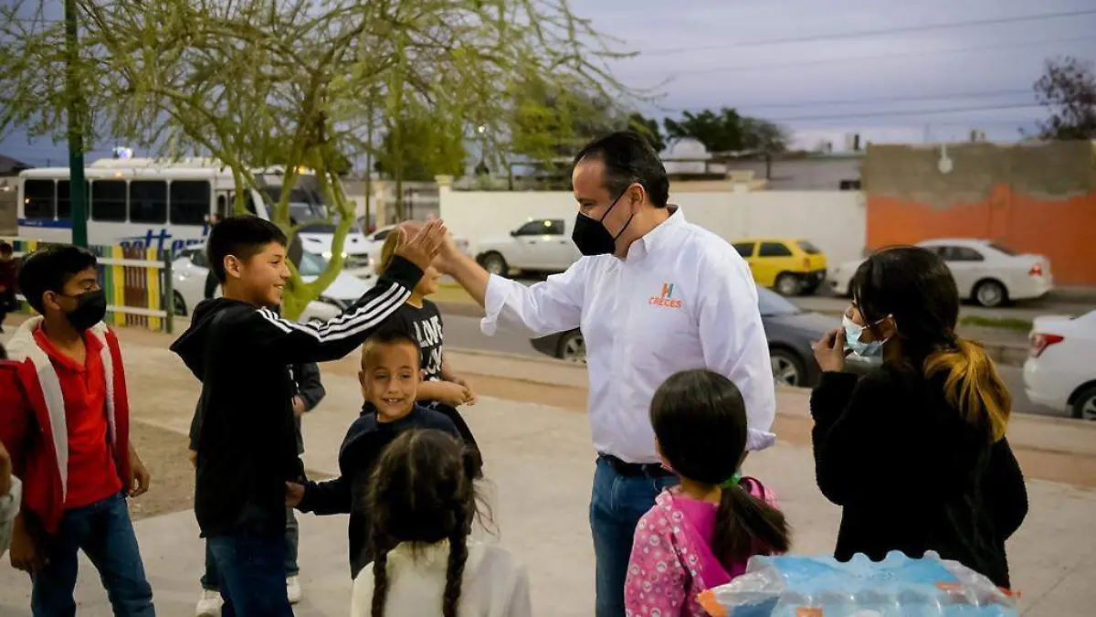 Alcalde toma protesta a los primeros Comités Creces del 2022