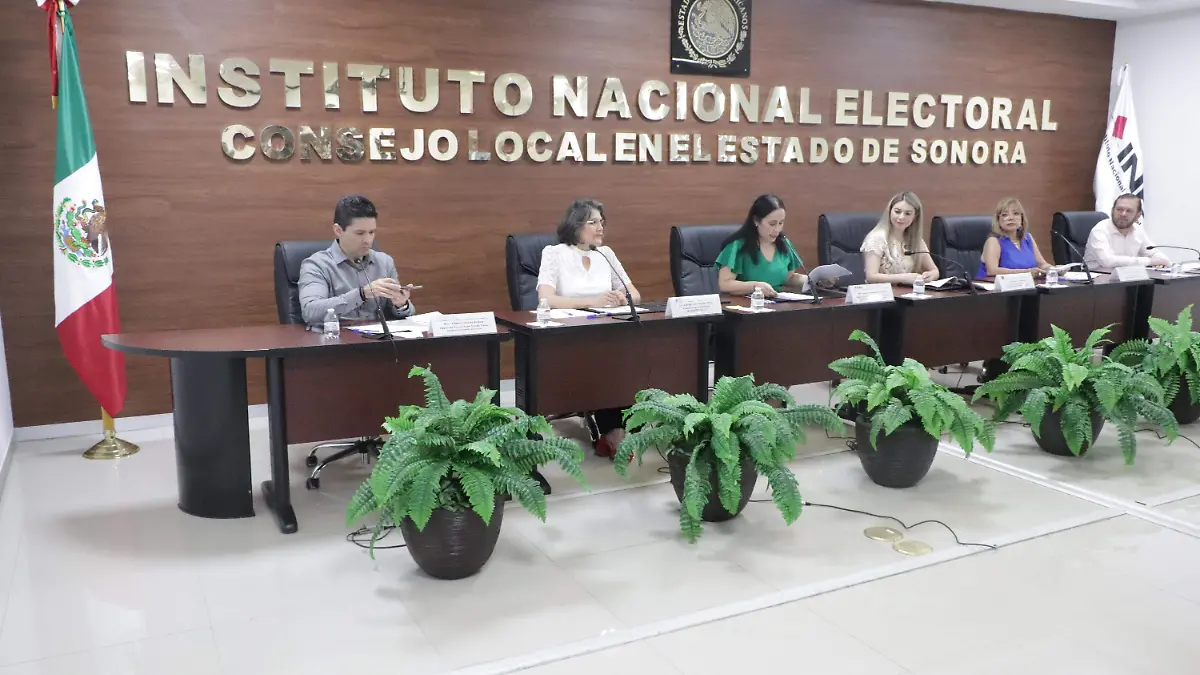 Firma de convenio INE