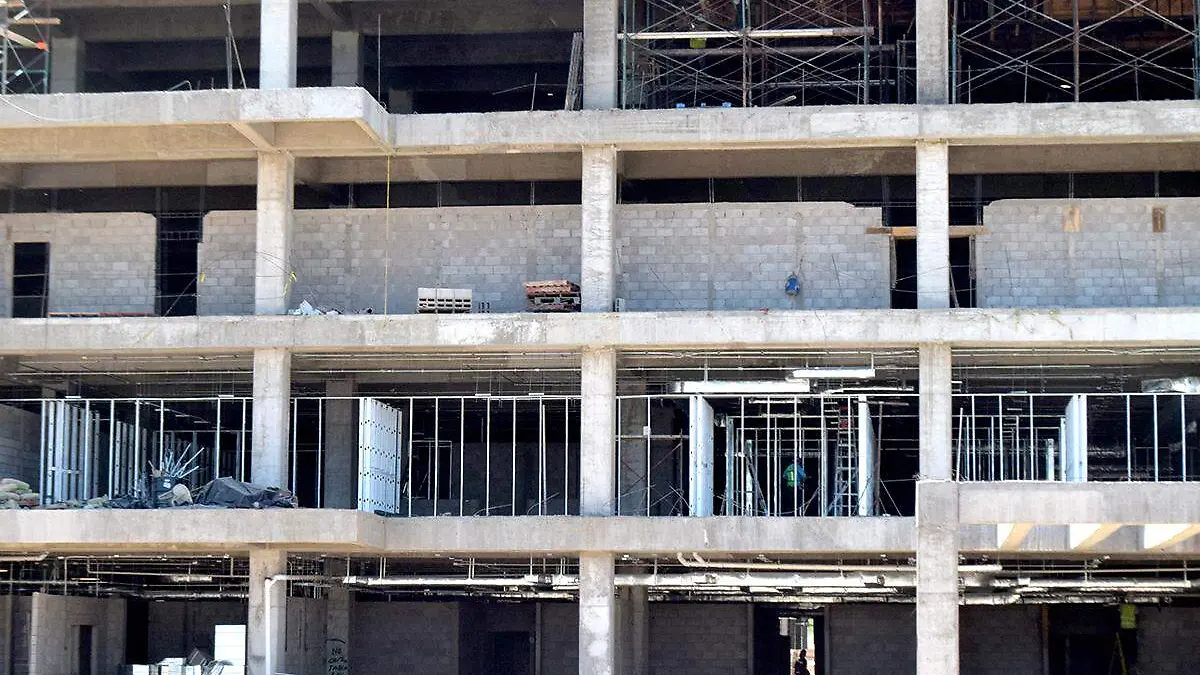 Construcción hospital 9