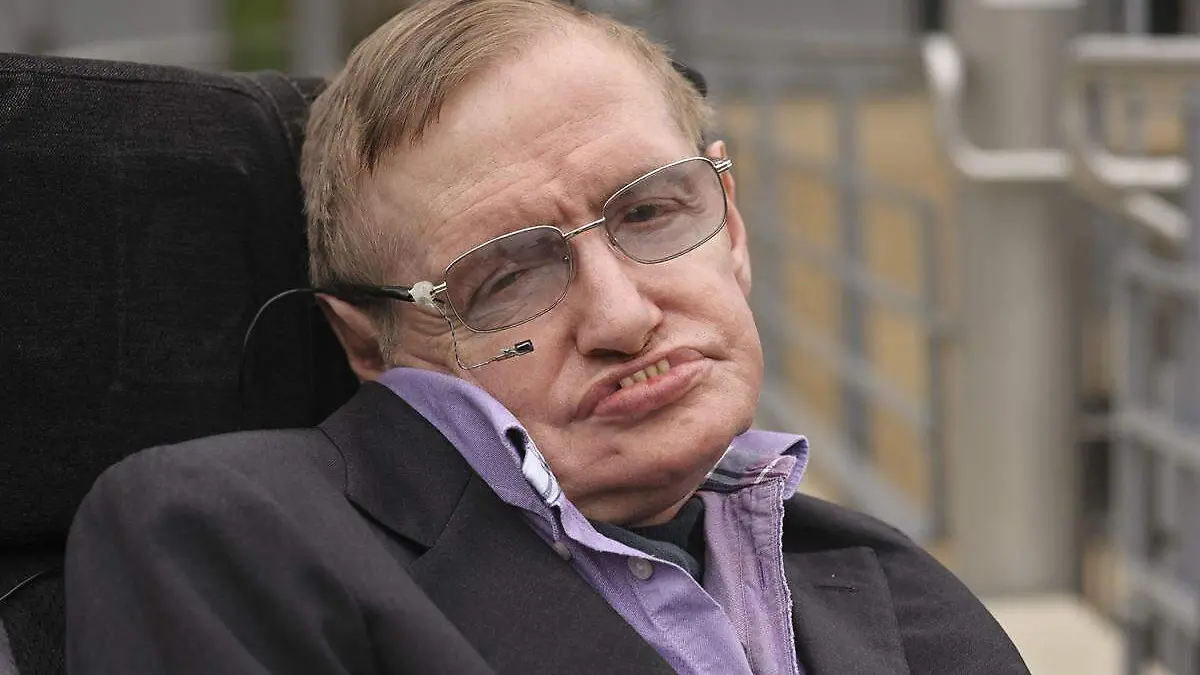 24 stephen-hawking