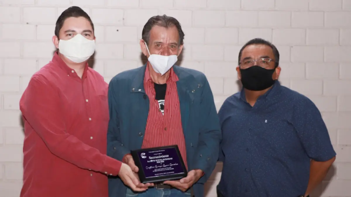 Captura de pantalla 2021-11-04 a las 9.40.22 p.m.