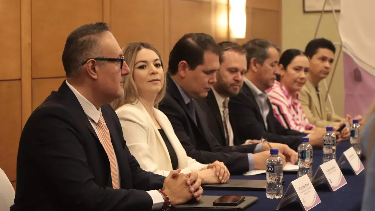 Firman convenio para fortalecer mecanismos de participación ciudadana