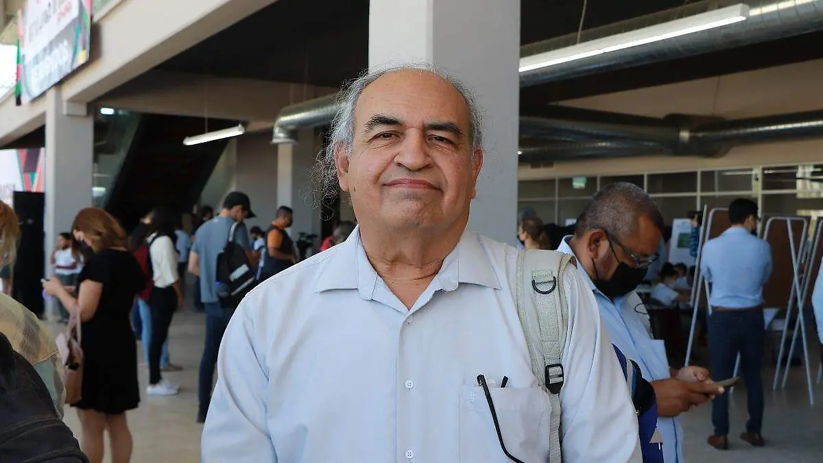 Julio Saucedo Morales astrónomo e investigador de la Unison