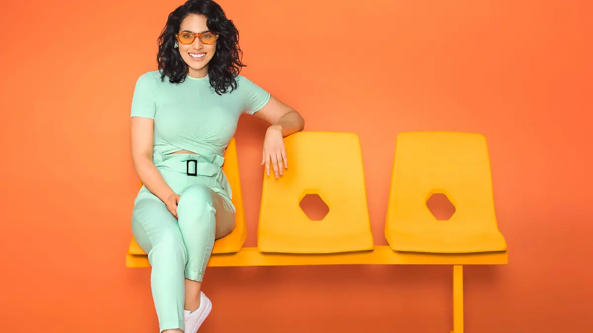 Marissa Mur - No Necesito Más (Portada)