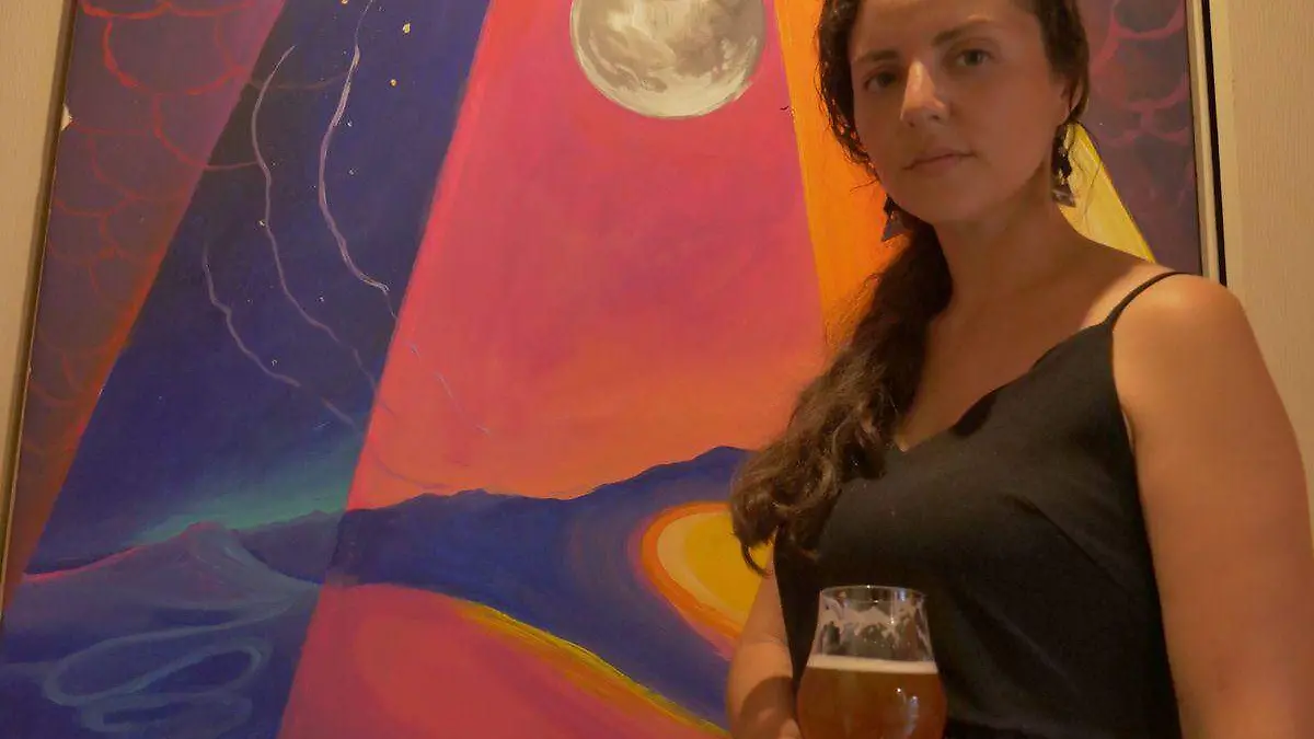 Ha escrito canciones con Elote El Bárbaro y Banda Bastón