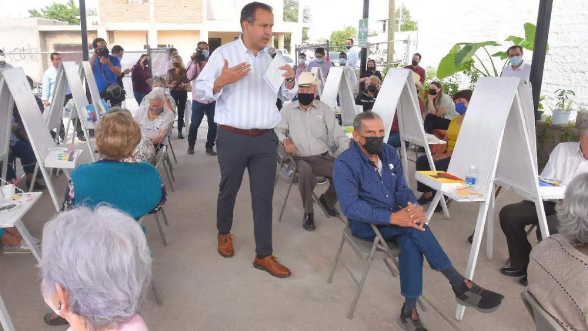 El alcalde de Hermosillo visita a la colonia El Apache